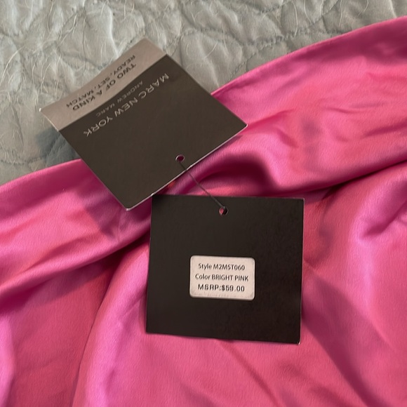 Mark, New York, Andrew Mark and WT right pink skirt size extra large - Picture 4 of 7